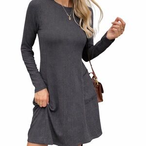 NWT Gray Long Sleeve Ribbed Dress with pockets